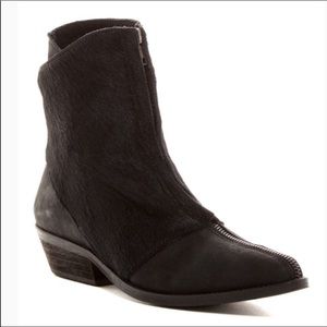 Free People Caldera Zipper Ankle Boots 7 Black